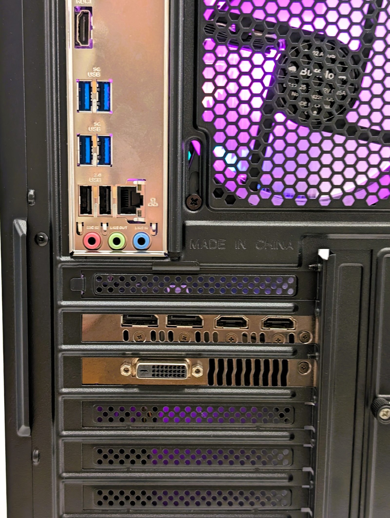 Ryzen 5 3400G / 16GB / 256GB + 750GB / GTX 1080 Ti 11GB (ODNOWIONY)