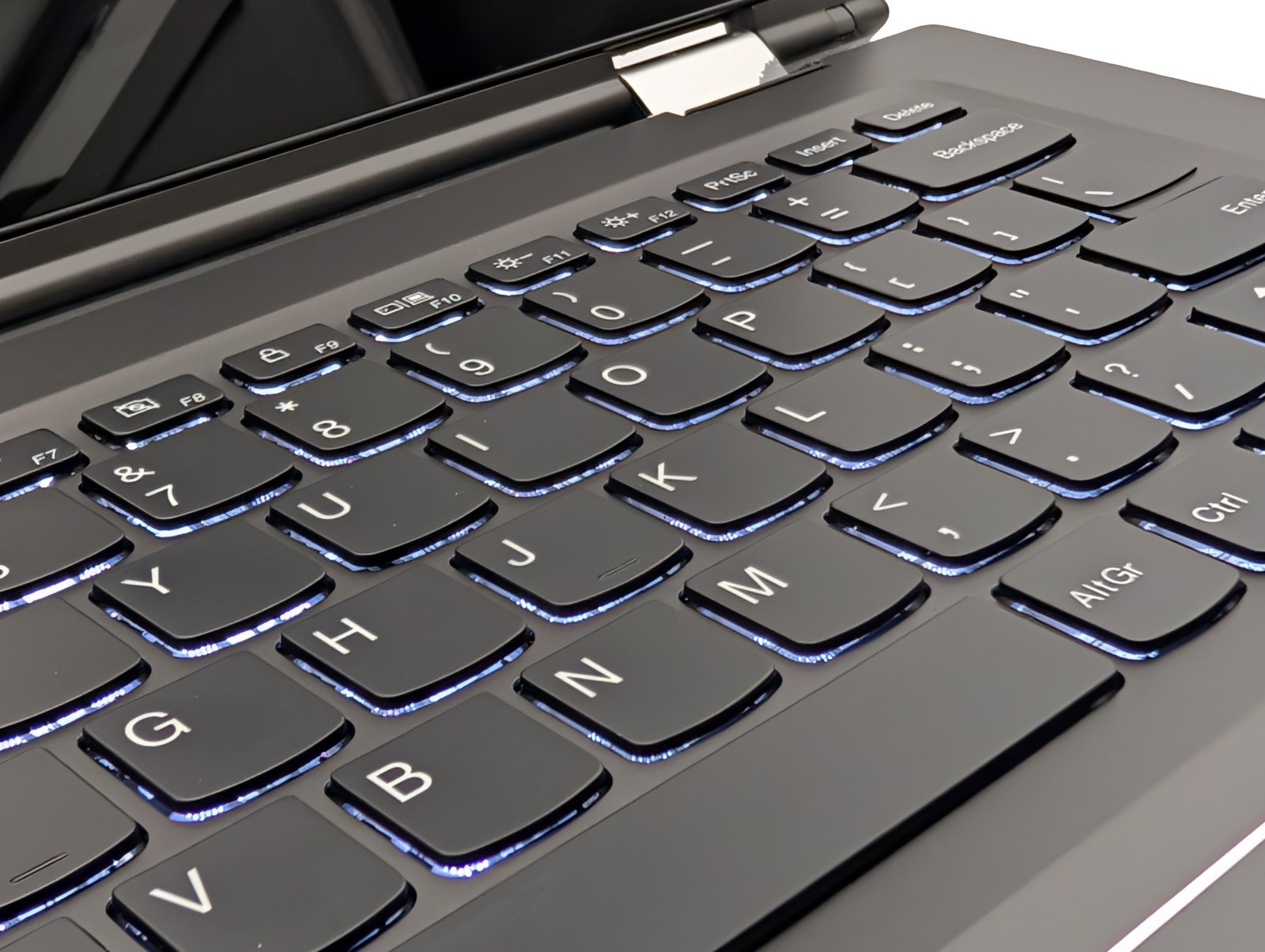 Dell XPS 15 9560 / i7-7700HQ / 16GB / 256GB / GTX 1050 4GB (ODNOWIONY) (Kopija)
