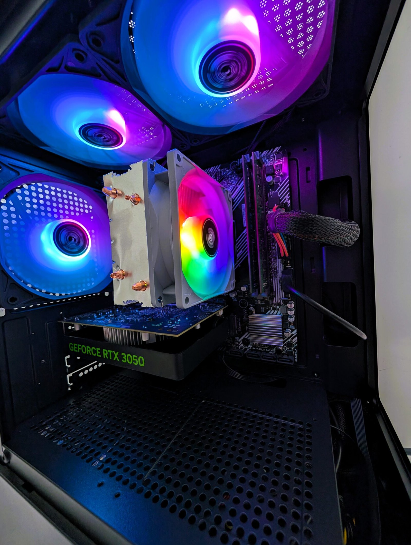 Ryzen 5 3600/16GB/256GB/RTX 3050 6GB (ODNOWIONY)